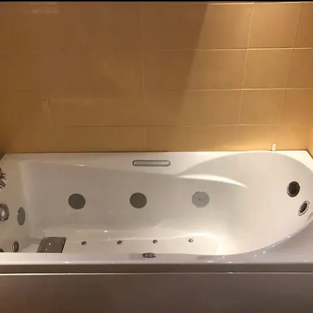 Vasca Idromassaggio, Incantevole Apartamento